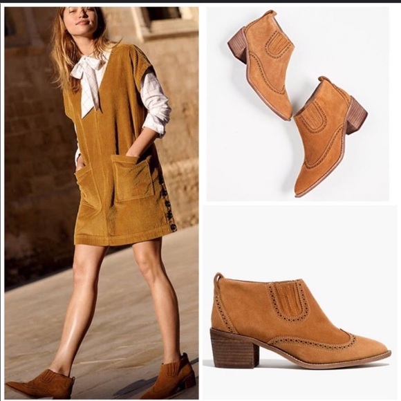 Madewell Grayson Brogue Chelsea Boots - Picture 4 of 13